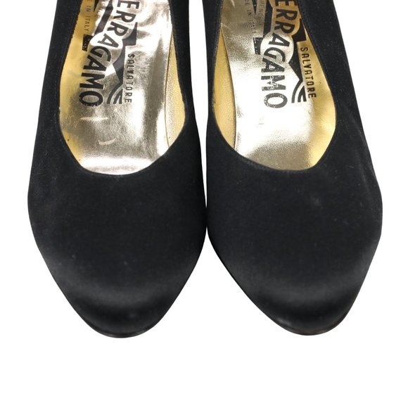 New Vintage Salvatore Ferragamo Pumps Heels Italy Women's 6 Black Dress Formal - Picture 2 of 16